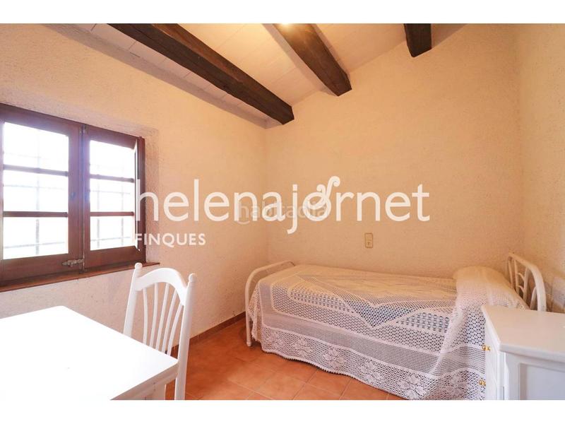 Foto efb91f95-f522-4d5d-858a-0454788868b8. Masia amb aparcament a Niàgara Parc -Àgora Parc Tordera