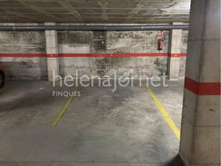 Lloguer Aparcament cotxe  Ferran romaguera. Plaça de parquing céntrica