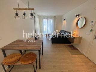 Miete Appartement  Calle convent dels agustins. Apartamento en alquiler en centreel pedró