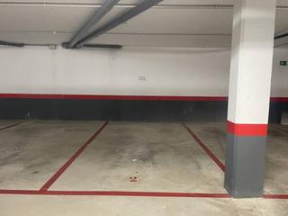 Location Parking voiture  Josep gallart. Pk en alquiler zona mas balmanya