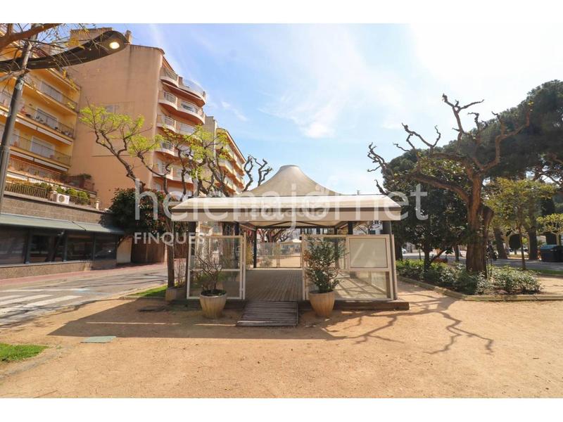 Foto 67522d7a-f6a6-418a-94b5-531df13c6a3e. Local comercial a Centre Sant Feliu de Guíxols
