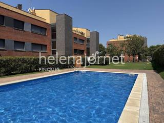 Dúplex  Monestir. Ático duplex con dos terrazas y picina comunitària  a pocos metr