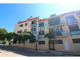 Appartement  Josep mas. Encantador apartamento con terraza privada y piscina comunitaria