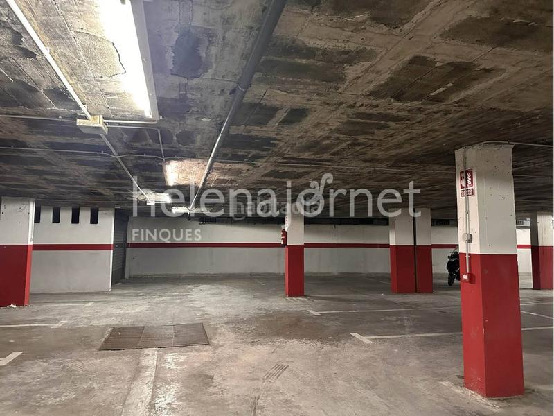 Foto 504a1839-38a1-48d3-b28b-11161c00468c. Alquiler parking coche plaza de aparcamiento en alquiler en Sant Antoni de Calonge
