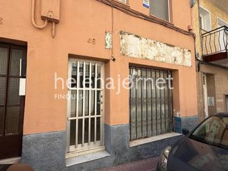 Miete Geschäftsraum  Calle tarragona. Local comercial en alquiler en sant feliu de guíxols