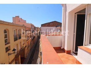 House  Calle algavira. Casa de pueblo exclusiva dhelena jornet finques muy céntrica