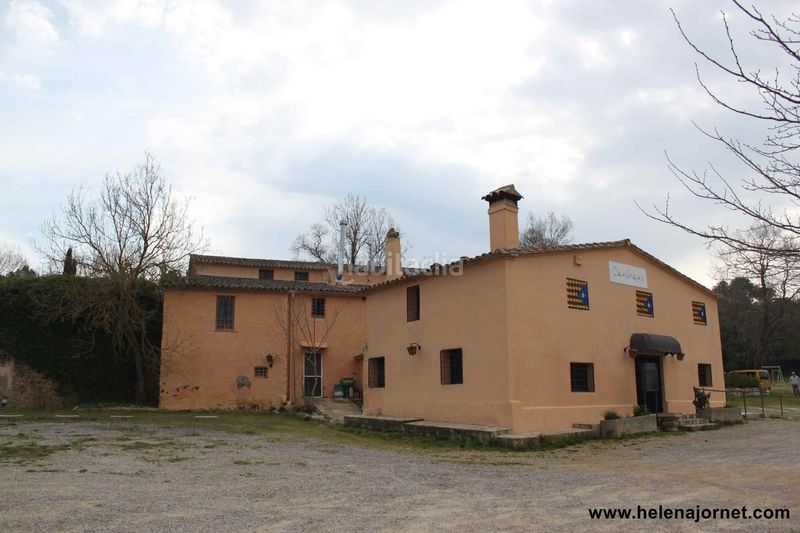 Foto 39e9cec6-dabe-45dd-8109-7747ef9212ad. Masía en Llagostera