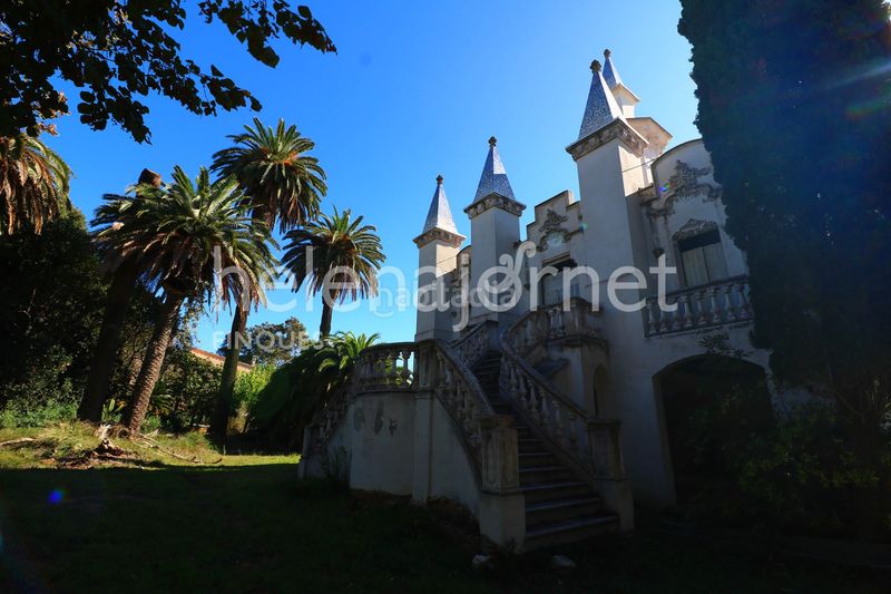 Foto c4c83ac6-6dbc-4995-8a87-02d645f3c0f3. Edifici a Sant Pol Sant Feliu de Guíxols