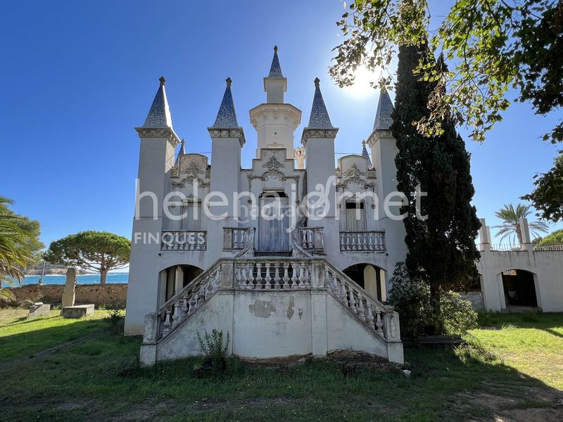 Foto ffaa6ee0-2555-47e6-9318-468b8a889290. Edifici a Sant Pol Sant Feliu de Guíxols
