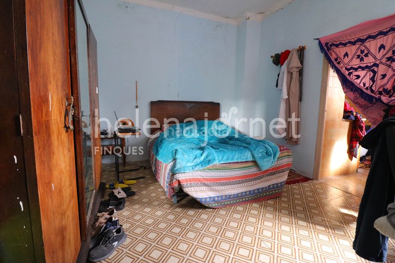 Foto 21bed396-4210-4f4b-8a52-5d8762641e89. Casa aparellada a Llagostera