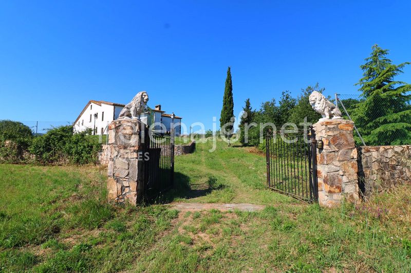 Foto cce82096-4abc-4288-b0b0-333980a67707. Masia amb aparcament a Niàgara Parc -Àgora Parc Tordera