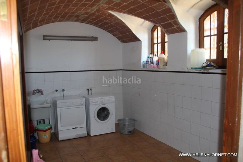 Foto 1ff7534b-93c5-4ca1-b147-7a40a9fd33cc. Casa en Eixample Sant Feliu de Guíxols