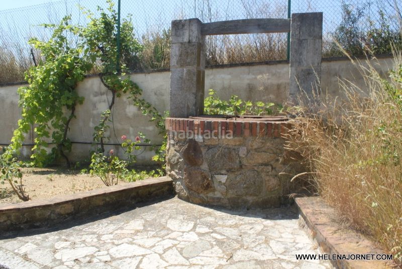 Foto 538fc4da-e4b6-4bd3-b026-bb4fa142e7fc. Casa en Eixample Sant Feliu de Guíxols