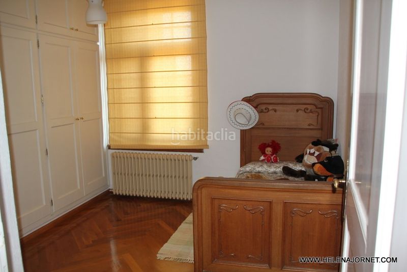 Foto 917883e9-a81b-4f6d-9d56-b5373e3d4946. Casa en Eixample Sant Feliu de Guíxols