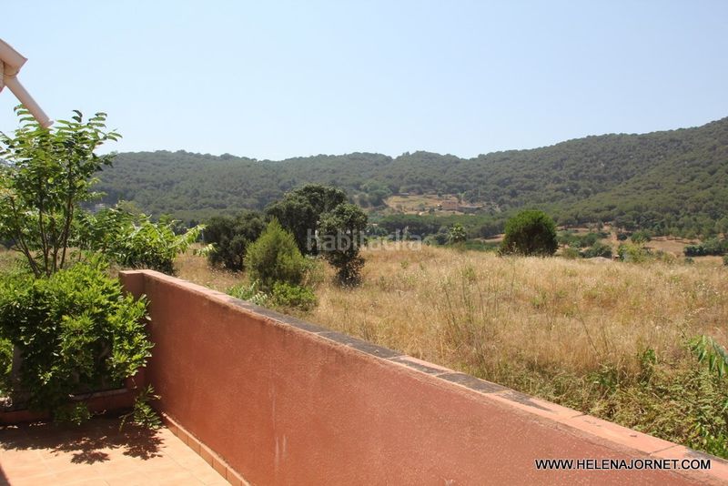 Foto 9b4bf677-d6b4-4d9d-84d5-795460e73373. Casa en Eixample Sant Feliu de Guíxols