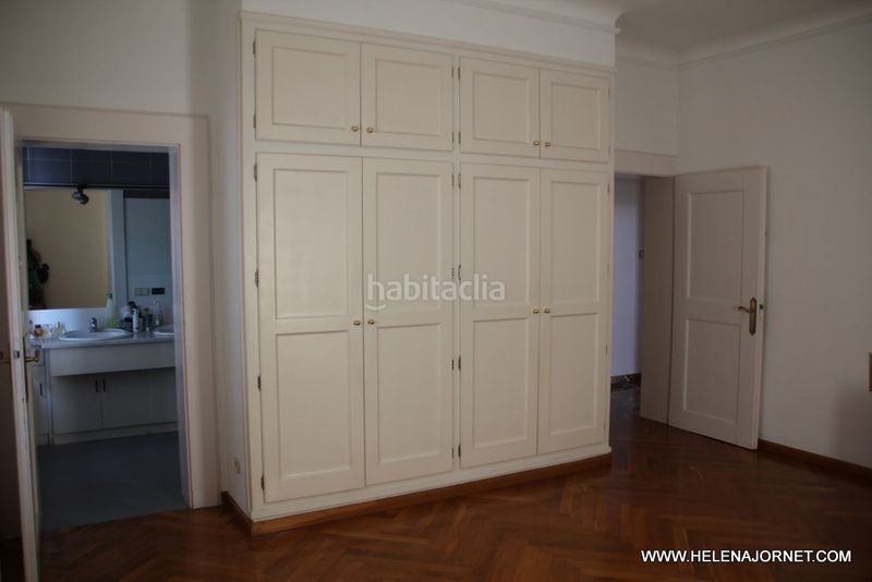 Foto 9d297a8b-9e22-43ed-b6de-d5537329870e. Casa en Eixample Sant Feliu de Guíxols