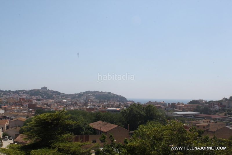 Foto be23ad7d-016f-4918-ae78-35d93a0caaa3. Casa en Eixample Sant Feliu de Guíxols