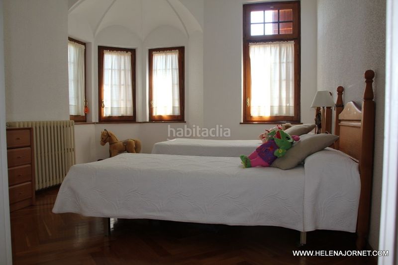 Foto e55add1e-89a7-4d4c-8ac2-97d3ec54c3e2. Casa en Eixample Sant Feliu de Guíxols