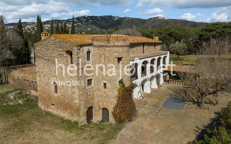 Foto e7ed71a4-80bc-453d-aab4-16a094b92148. Masia a Fenals Platja d´Aro