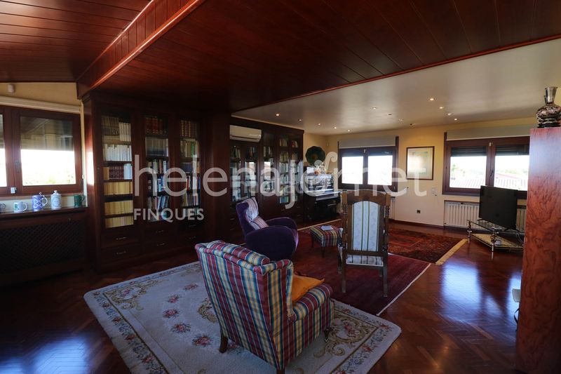 Foto 0b02de02-d4c9-40a9-a57a-c44627458a6e. Casa amb calefacció aparcament piscina a Sils