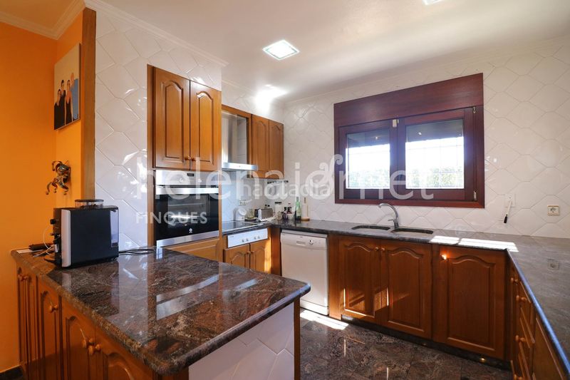 Foto 8144d991-f748-420f-8dd9-8334573b4404. Casa amb calefacció aparcament piscina a Sils