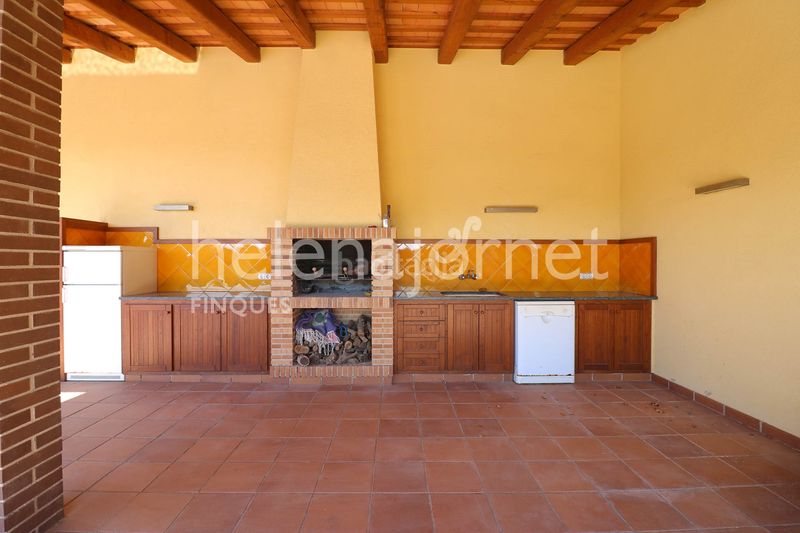 Foto bb006c83-6b27-4e8f-ab5a-60bf4c86f7c1. Casa amb calefacció aparcament piscina a Sils