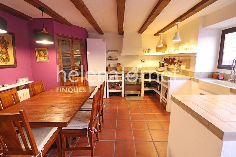 Foto 4e134d15-0dcd-4b4c-96ca-606a3c062931. Casa adossada amb calefacció a Poble Calonge