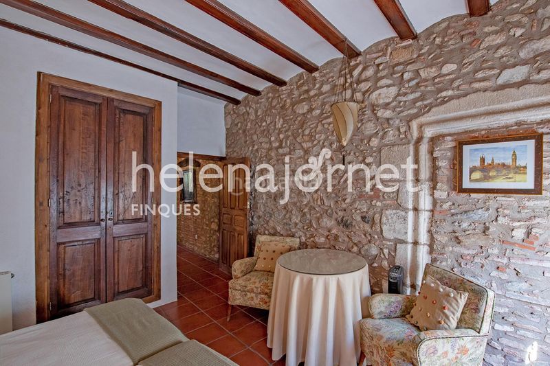 Foto a61a6b28-3150-476d-8d2d-fe0f6873d4da. Casa adossada amb calefacció a Poble Calonge