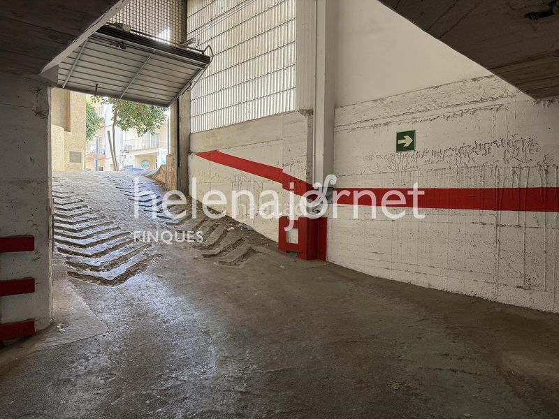 Foto 6d580987-a77e-4e32-af14-574beeb5c709. Aparcament cotxe a Sant Antoni Sant Antoni de Calonge
