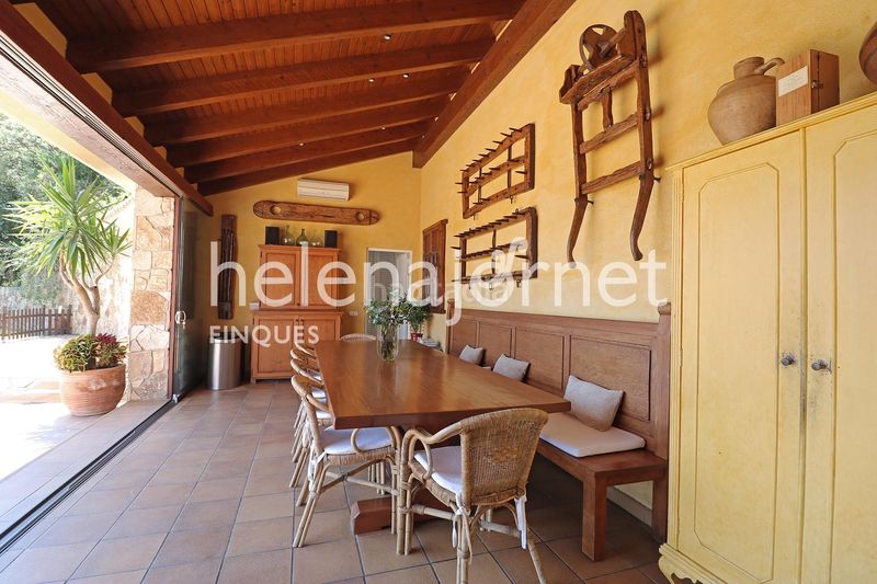 Foto 4a140617-cf40-4679-bcdd-bcfa622c900c. Casa amb calefacció aparcament piscina a Llagostera