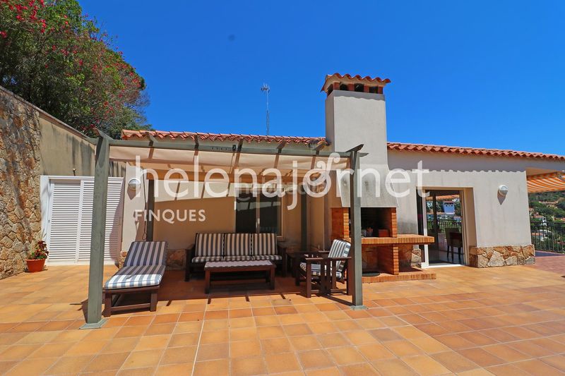 Foto 5aef4843-00e4-474f-9f8a-8d4ac62d9010. Casa amb calefacció aparcament piscina a Llagostera