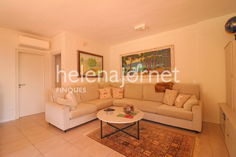 Foto c99a4e5f-abd1-4b5a-88f8-1082653418ec. Casa amb calefacció aparcament piscina a Llagostera