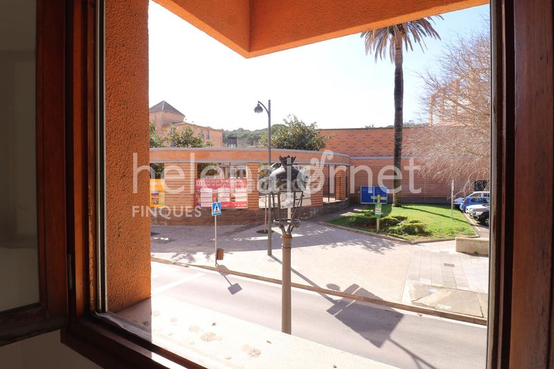 Foto e6a8d8ab-d5d9-4d28-a0fa-c3f9a7f13d50. Pis amb calefacció a Eixample Sant Feliu de Guíxols