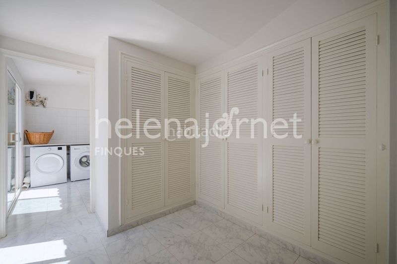 Foto 5950a7f6-7d2d-49ac-beff-8920797c4ed1. Casa aparellada amb calefacció aparcament a Centre Palamós