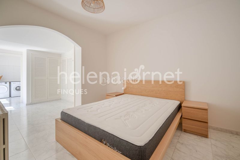 Foto fa754d8d-9a43-4cbd-aeb5-fd1c3cd58468. Casa aparellada amb calefacció aparcament a Centre Palamós