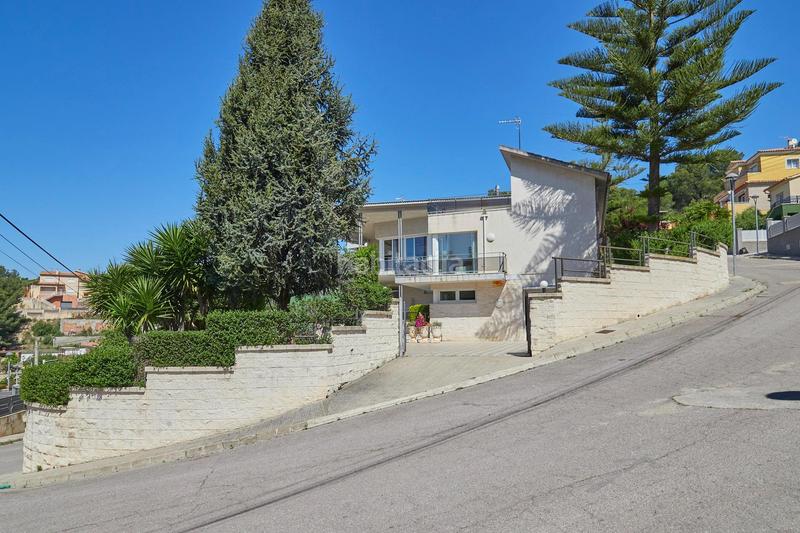 Foto fe62877d-2f7d-459f-a24b-ffbcafef49b0. Chalet con riscaldamento parcheggio piscina in Segur de dalt Segur de Calafell