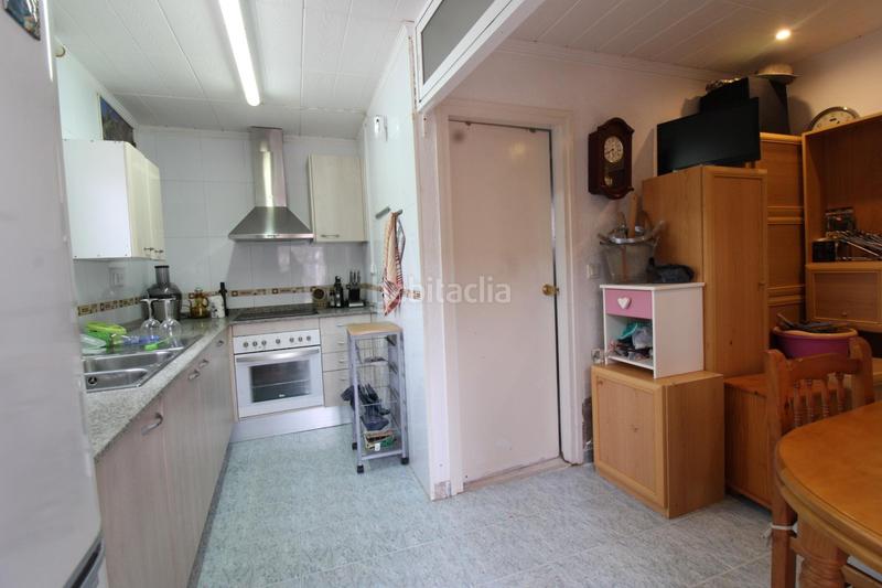 Foto 3ef4fb15-ccad-48d5-a59b-918885e95207. Doppelhaus mit heizung parking in Cunit residencial Cunit