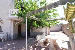 Casa aparellada  Carrer miramar. Chalet pareado en cunit residencial