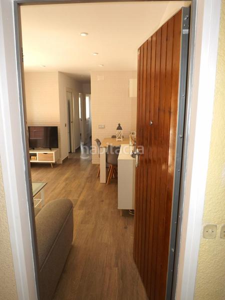 Foto 18e8353d-b87a-43e5-aacb-3c8232cd897a. Piso en passeig marítim de sant joan de déu 269 exquisito apartamento en primera línea lateral al mar en Segur de Calafell