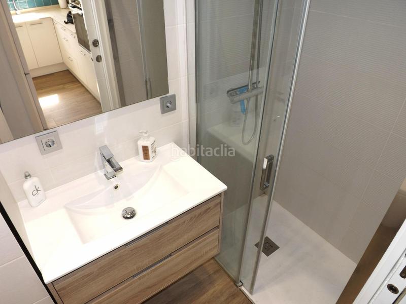Foto a4e398fa-e32d-426d-8216-9781acf5789c. Piso en passeig marítim de sant joan de déu 269 exquisito apartamento en primera línea lateral al mar en Segur de Calafell