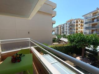 Pis  Carrer cossetania. 2a linea en venta en  calafell playa