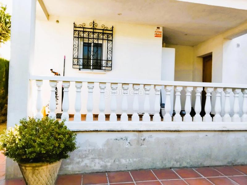 Foto 6f14a97e-3b0d-494c-9569-391c286ceb51. Chalet impresionante casa unifamiliar con piscina! en Vendrell (El)