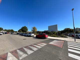 Terreny residencial  Calle abadessa emma