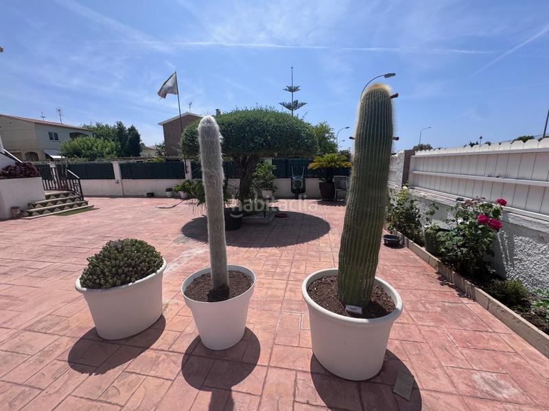 Foto 5b5a2937-eeda-4271-ba47-67e5e388c7be. Chalet avec parking piscine dans Creixell