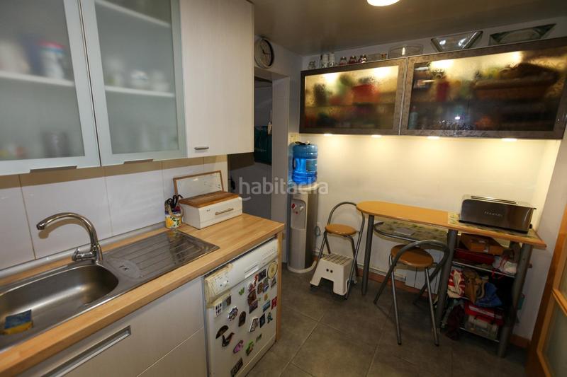 Foto 2f600fd1-ef99-4265-b536-736fb4bcacbb. Planta baja en calle rafael casanova 6 planta baja reformada frente a la plaza y a pocos metros del mar! en Calafell