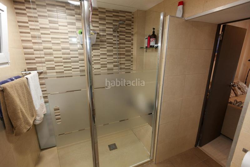 Foto 44e2976d-ad03-418a-b8c2-dad0bfe29264. Planta baja en calle rafael casanova 6 planta baja reformada frente a la plaza y a pocos metros del mar! en Calafell