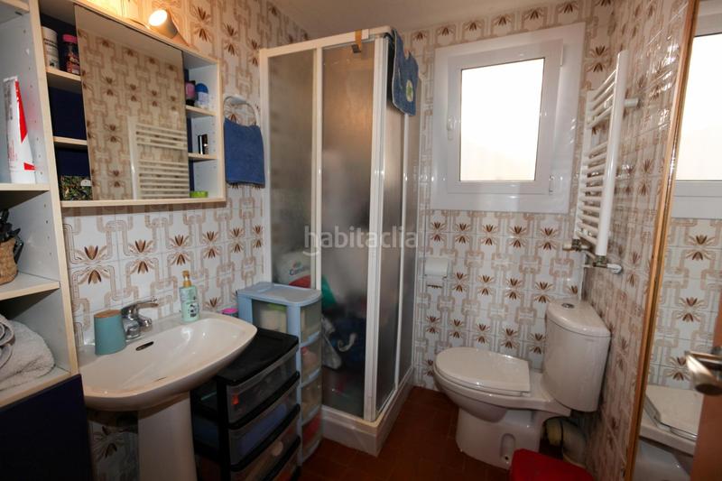 Foto 5b623b21-4976-44f2-966d-dee37a82e0ff. Planta baja en calle rafael casanova 6 planta baja reformada frente a la plaza y a pocos metros del mar! en Calafell