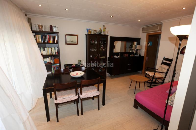 Foto b763c87a-cd49-4ec9-9026-e327e7da9e76. Planta baja en calle rafael casanova 6 planta baja reformada frente a la plaza y a pocos metros del mar! en Calafell