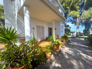 Xalet  Carrer d'abd terrades. Casa en oasis park