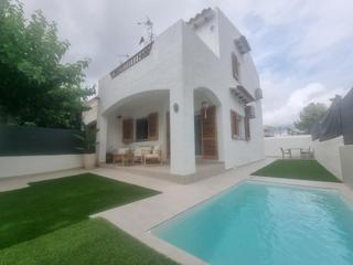 Maison jumelée  Roma. Casa pareada en creixell